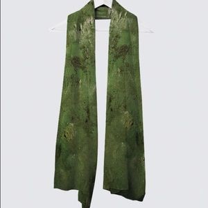 Vivienne Scarf Iamhisvessel